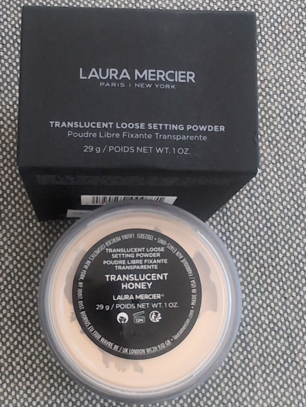 Laura Mercier Translucent Setting Powder- Translucent Honey